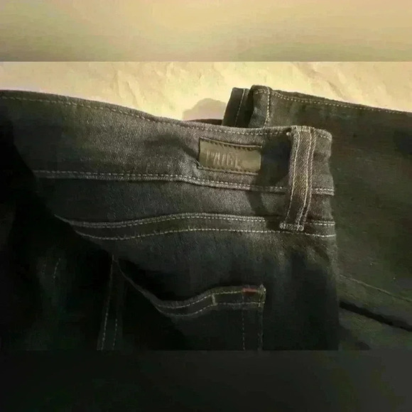 Size 34 or 18 Paige Jeans — Skinny leg soft fabric - Picture 2 of 4